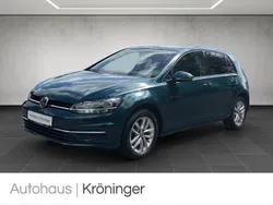 Grün Gebraucht 2017 VW Golf VII Comfortline Limousine | 13.990 € (Fairer Preis)
