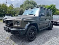 Grau Gebraucht 2025 Mercedes 450 Exclusive Van / Kleinbus | 162.990 €