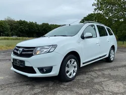 Gletscherweiss Gebraucht 2014 Dacia Logan MCV Lauréate Kombi | 5.990 € (Fairer Preis)