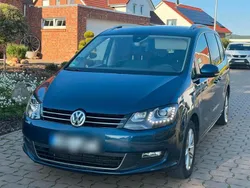 Braun Gebraucht 2016 VW Sharan Ocean Van / Kleinbus | 12.900 € (Etwas zu teuer)