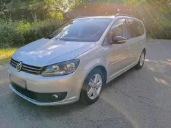Silber Gebraucht 2012 VW Touran Match Van / Kleinbus | 7.800 € (Fairer Preis)