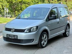 Silber Gebraucht 2013 VW Caddy Startline Van / Kleinbus | 6.689 € (Fairer Preis)