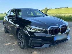 Schwarz Gebraucht 2022 BMW 118 Advantage Kleinwagen | 18.500 € (Guter Preis)