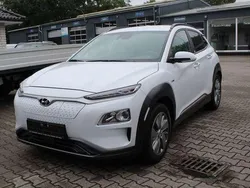 Weiß metallic Gebraucht 2020 Hyundai Kona Advantage SUV | 18.970 € (Fairer Preis)