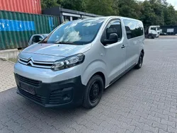 Grau Gebraucht 2016 Citroën Spacetourer Van | 13.990 €