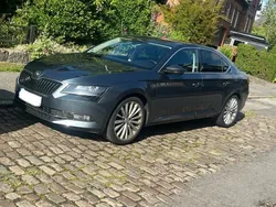 Grau Gebraucht 2017 Skoda Superb Style Limousine | 19.000 € (Fairer Preis)