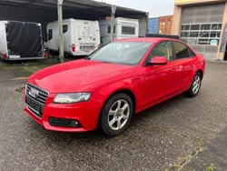 Rot Gebraucht 2011 Audi A4 Attraction Limousine | 4.990 € (Superpreis)