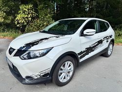 Weiß Gebraucht 2015 Nissan Qashqai Acenta SUV | 11.900 € (Fairer Preis)