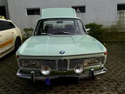 Grün Gebraucht 1966 BMW 2000 Limousine | 11.000 €