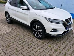 Weiß Gebraucht 2017 Nissan Qashqai Tekna SUV | 14.500 € (Fairer Preis)