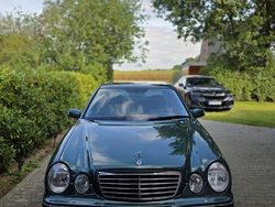 Grün Gebraucht 2000 Mercedes E320 Limousine | 10.000 € (Teuer)