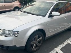 Silber Gebraucht 2003 Audi A4 Kombi | 1.200 € (Fairer Preis)