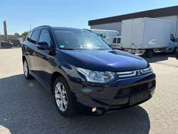 Blau Gebraucht 2013 Mitsubishi Outlander SUV | 13.450 € (Teuer)