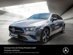 Mountain grau Gebraucht 2023 Mercedes CLA200 Progressive Coupé | 31.380 € (Guter Preis)