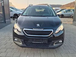 Schwarz Gebraucht 2015 Peugeot 2008 Active SUV | 4.700 € (Guter Preis)