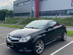 Schwarz Gebraucht 2009 Opel Tigra Cabrio | 4.400 € (Teuer)