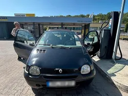 Schwarz Gebraucht 2006 Renault Twingo Kleinwagen | 950 €