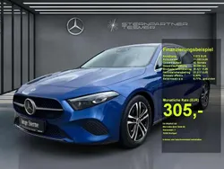 Blau Gebraucht 2024 Mercedes A200 Progressive Limousine | 28.290 € (Fairer Preis)