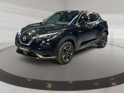 Pearl black Gebraucht 2025 Nissan Juke N-Connecta SUV | 18.239 € (Superpreis)
