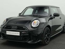 Schwarz Gebraucht 2024 Mini John Cooper Works Kleinwagen | 31.729 € (Etwas zu teuer)