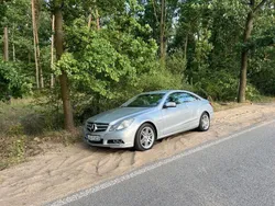 Silber Gebraucht 2010 Mercedes E250 Avantgarde Coupé | 15.500 € (Etwas zu teuer)