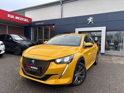 Faro gelb metallic (metallic) Gebraucht 2021 Peugeot e-208 Allure Kleinwagen | 14.650 € (Fairer Preis)