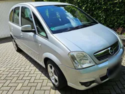 Silber Gebraucht 2007 Opel Meriva Van / Kleinbus | 1.690 € (Guter Preis)