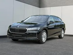 Onyxschwarz metallic Neu 2025 Skoda Superb Selection Kombi | 43.790 € (Guter Preis)