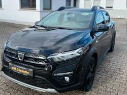 Schwarz Gebraucht 2022 Dacia Sandero Comfort Kleinwagen | 13.490 € (Fairer Preis)