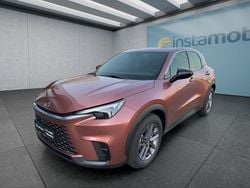 Rot Neu 2025 Lexus LBX SUV | 31.749 € (Fairer Preis)