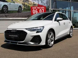 Weiß gletscherweiß metallic metallic Gebraucht 2024 Audi A3 Sportback S-Line Limousine | 35.980 € (Superpreis)