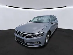 Grau Gebraucht 2022 VW Passat Business Kombi | 21.850 € (Fairer Preis)
