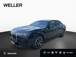 Schwarz Gebraucht 2024 BMW 740 M Sport Limousine | 91.900 € (Fairer Preis)