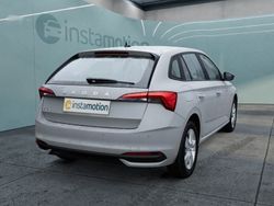 Grau Gebraucht 2025 Skoda Scala Essence Kleinwagen | 26.449 € (Etwas zu teuer)