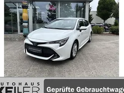 Weiß Gebraucht 2021 Toyota Corolla Business Edition Kombi | 20.960 € (Guter Preis)