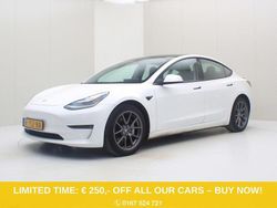 Weiß Gebraucht 2020 Tesla Model 3 Long Range AWD Limousine | 22.999 € (Fairer Preis)