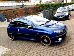 Blau Gebraucht 2000 Peugeot 206 S Kleinwagen | 1.700 € (Fairer Preis)