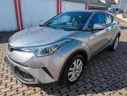Grau Gebraucht 2017 Toyota C-HR SUV | 12.990 € (Fairer Preis)