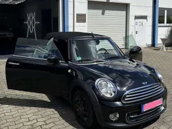 Schwarz Gebraucht 2011 Mini Cooper Kleinwagen | 6.900 € (Etwas zu teuer)