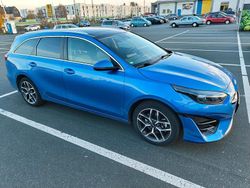 Blau Gebraucht 2022 Kia Ceed Sportswagon Platinum Kombi | 21.000 € (Fairer Preis)