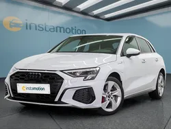 Weiß Gebraucht 2022 Audi A3 Sportback e-tron Limousine | 27.449 € (Etwas zu teuer)