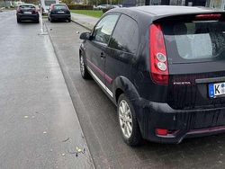 Gebraucht 2006 Ford Fiesta Ghia Limousine | 1.300 €