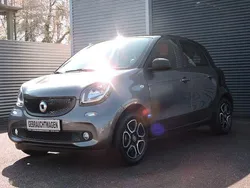 Grau Gebraucht 2018 Smart ForFour Passion Limousine | 10.999 € (Fairer Preis)