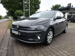 Grau Gebraucht 2018 VW Polo Trendline Kleinwagen | 10.480 € (Superpreis)