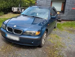 Blau Gebraucht 2004 BMW 320 Kombi | 3.700 € (Fairer Preis)