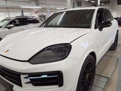 Weiß Gebraucht 2023 Porsche Cayenne S SUV | 107.500 € (Superpreis)