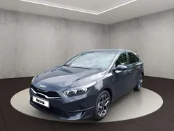 Pentametal met. Neu 2025 Kia Ceed Limousine | 24.980 € (Fairer Preis)
