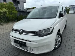 Weiß Gebraucht 2021 VW Caddy Maxi Life Van / Kleinbus | 23.980 €