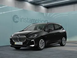 Schwarz Gebraucht 2023 BMW 218 Active Tourer M Sport Van / Kleinbus | 29.900 € (Guter Preis)