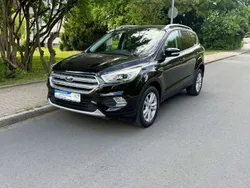 Iridiumschwarz metallic Gebraucht 2018 Ford Kuga SUV | 17.999 € (Fairer Preis)